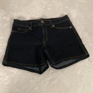 - Stone Love jean shorts 8 NWOT Stretchy